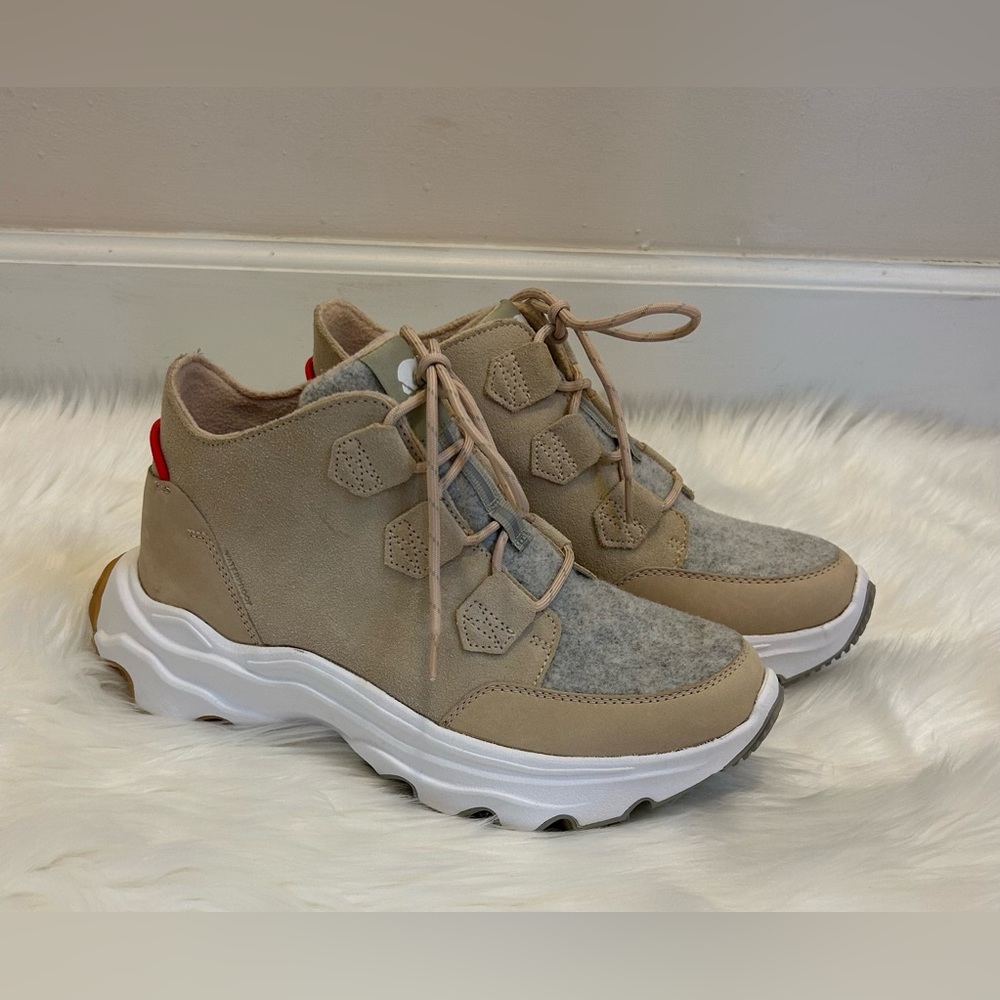 NWOB Sorel Kinetic Breakthru Caribou Sneaker Boot - Picture 2 of 7